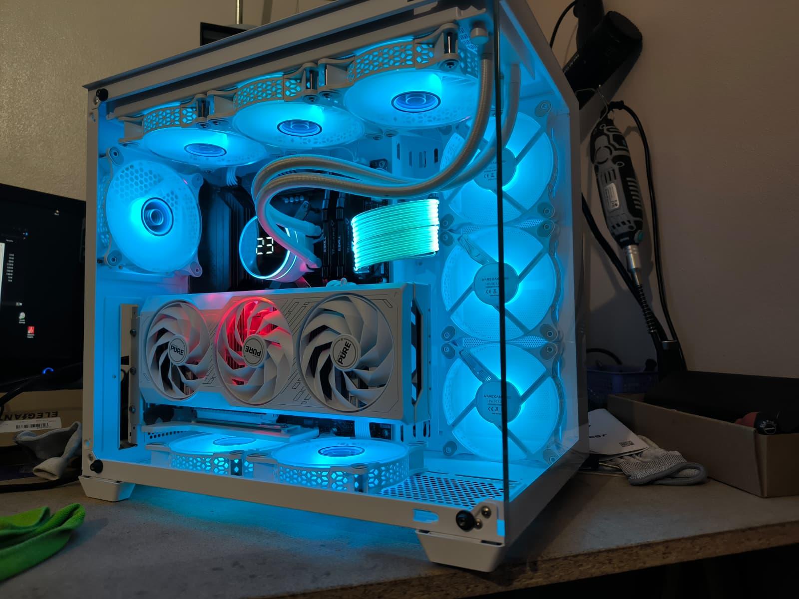PC Custom RGB branco